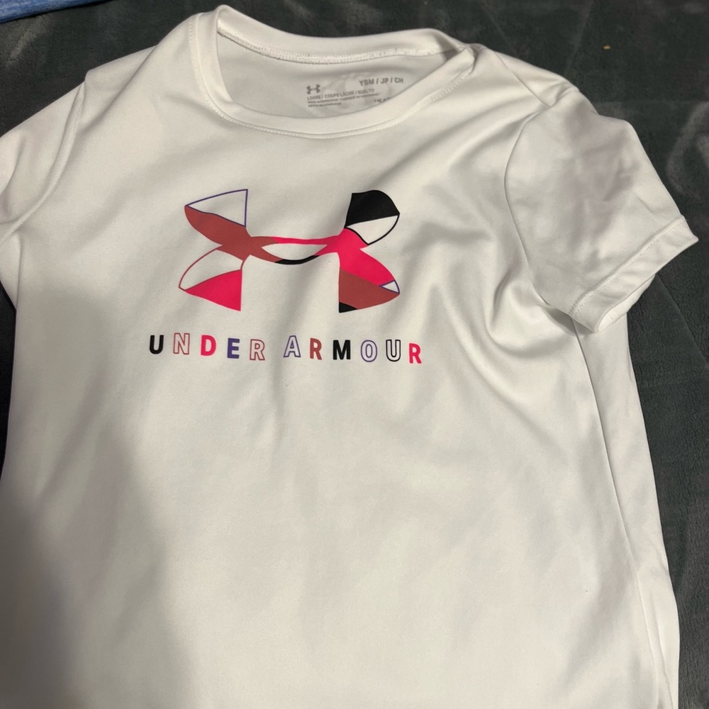 White under armor shirt